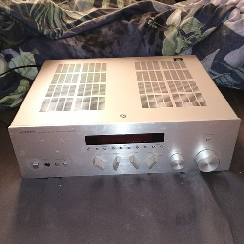 Yamaha s 300 - ,