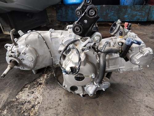 Motor komplett original yamaha - motor,